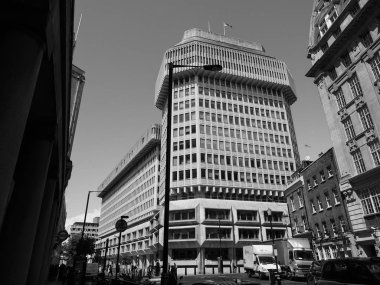 Kraliçe Anne Gate Londra siyah ve beyaz