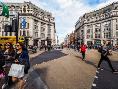Oxford Circus Londra, hdr insanlarda