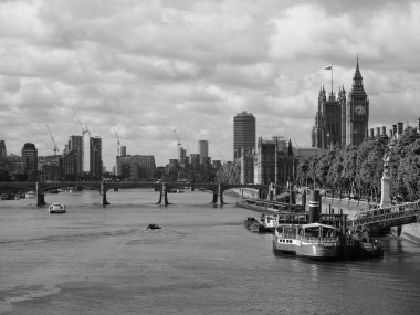 Londra siyah beyaz Parlamentosu evleri