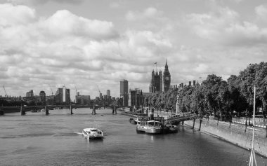 Londra siyah beyaz Parlamentosu evleri