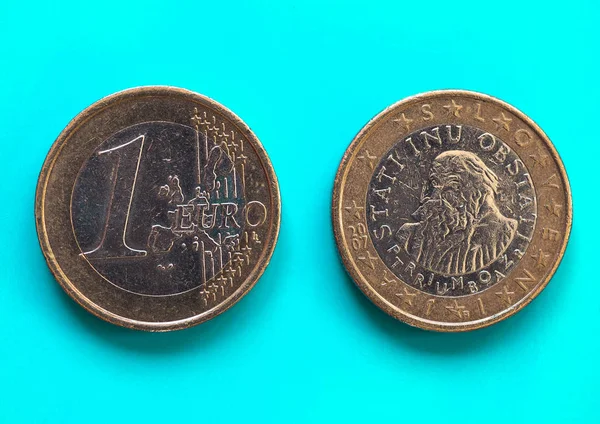 1-Euro-Münze, Europäische Union, Slowenien über grün-blau — Stockfoto