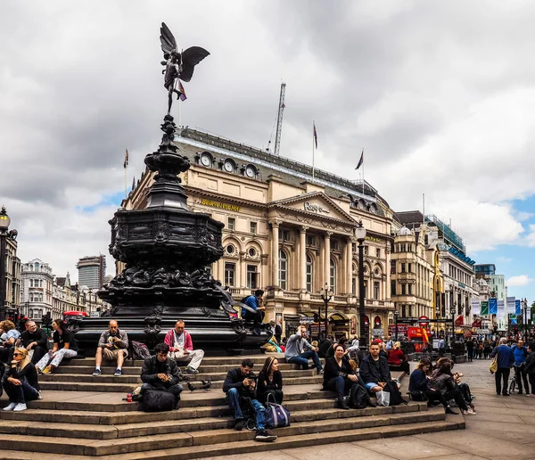 Piccadilly Circus Londra, hdr insanlarda