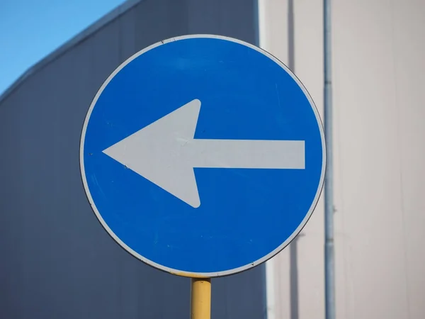 Direction arrow sign — Stock Photo, Image