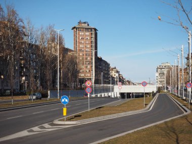 Torino 'da Corso Inghilterra metrosu