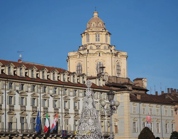 Piazza Castello สแควร์ในตูริน — ภาพถ่ายสต็อก