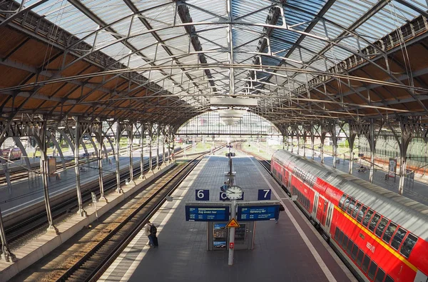 Hauptbahnhof (gare centrale) à Luebeck fisheye view — Photo