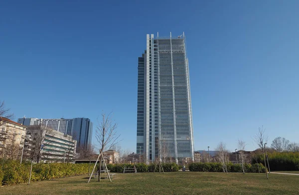 Intesa san paolo hochhaus in turin — Stockfoto