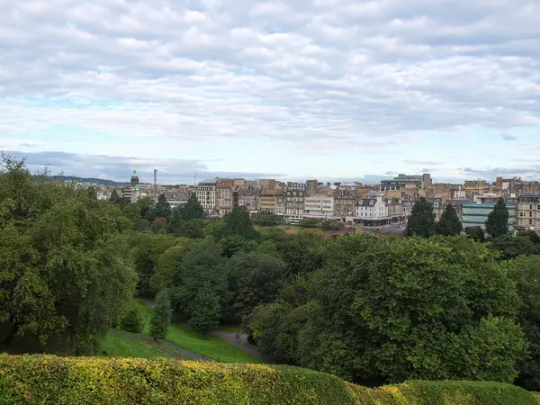 Blick auf die Stadt edinburgh — Stockfoto