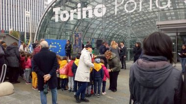 Ponte Unione Europea (Avrupa Birliği köprü anlamına gelir), Torino açılışı