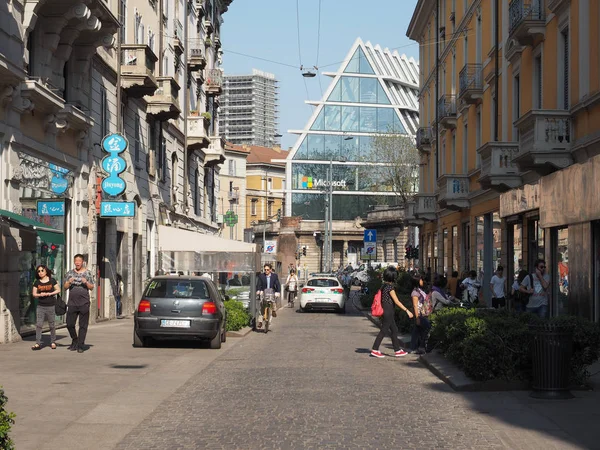 Feltrinelli-Stiftung in Mailand — Stockfoto