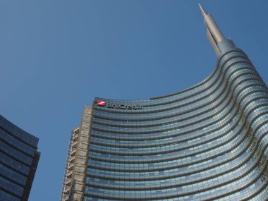 Milan kulede Unicredit