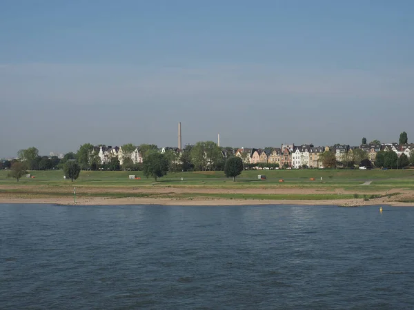River Rhein view in Duesseldorf — Stock Photo, Image
