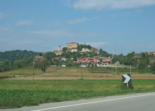 Vue de la ville de Pavarolo — Photo