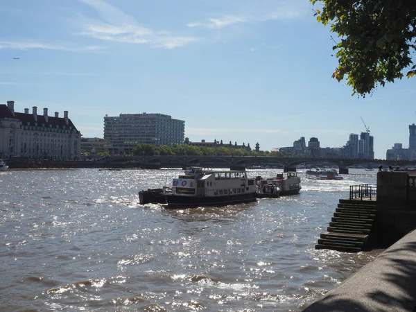 Rio Tâmisa em Londres — Fotografia de Stock