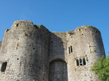 Chepstow'daki Chepstow Kalesi harabeleri