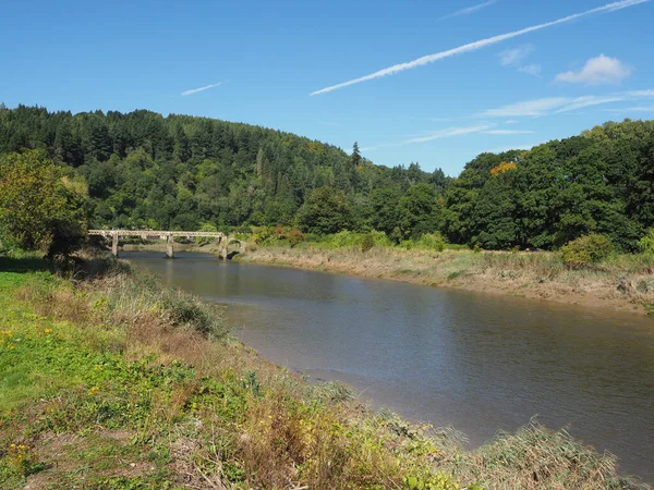 Rzeka Wye w Tintern — Zdjęcie stockowe