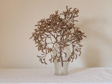 Fotokopi alanı olan kurumuş çiçeklerle hayat