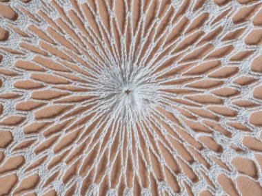 beyaz kumaş altlığı