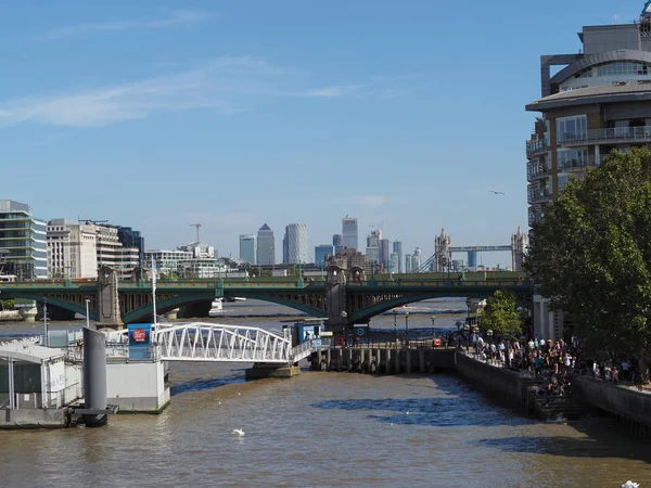 Floden Thames i London — Stockfoto