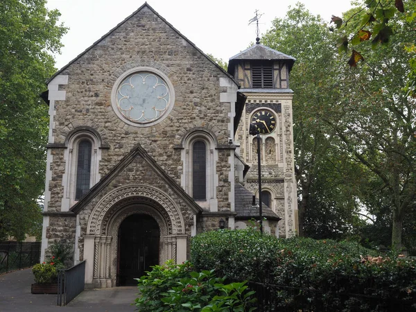 St pancras Londra eski kilisede — Stok fotoğraf