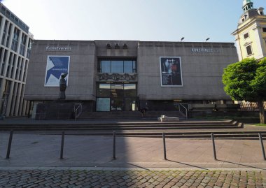 Düsseldorf'ta Kunsthalle