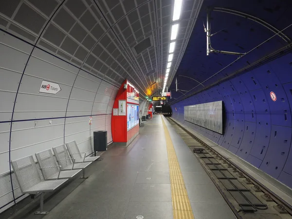 Estação de metrô Rathaus (Câmara Municipal) em Koeln — Fotografia de Stock