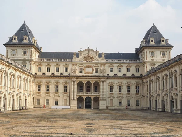 Castello del Valentino w Turynie — Zdjęcie stockowe