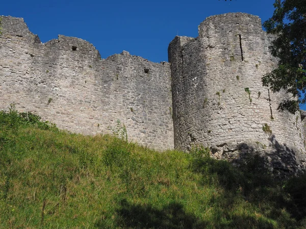 Chepstow'daki Chepstow Kalesi harabeleri — Stok fotoğraf