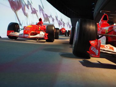 Torino 'daki Müze Otomobili' nde (Araba Müzesi) klasik yarış arabaları