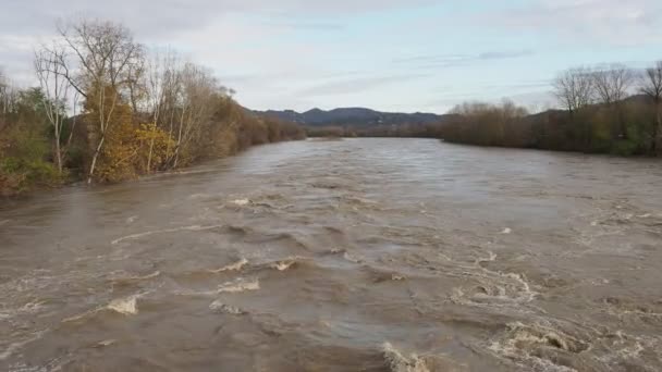 Large River Flooding Water Flowing High Speed — Stock Video