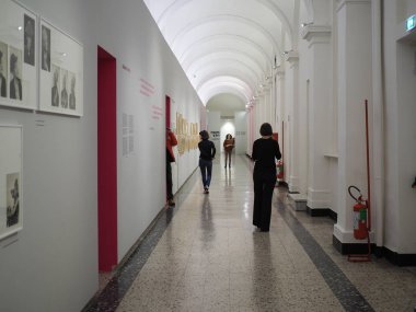 Kamera: Torino 'da İtalyan Fotoğraf Merkezi