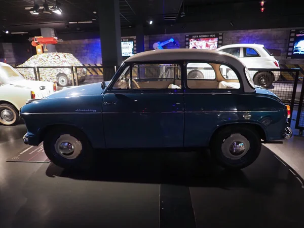 Vintage Lloyd Alexander Ts 1958 samochód w Turyńskim muzeum samochodów w Turynie — Zdjęcie stockowe