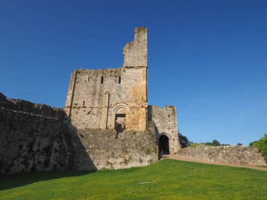 Chepstow'daki Chepstow Kalesi harabeleri