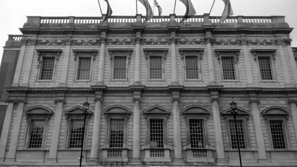 Banqueting House i London, sort og hvid - Stock-foto