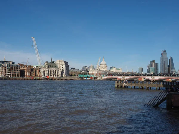 Fiume Tamigi a Londra — Foto Stock