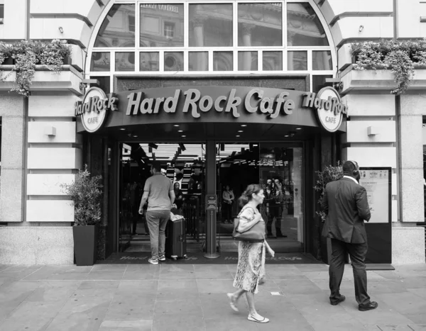 Hard Rock Café en Londres, blanco y negro —  Fotos de Stock