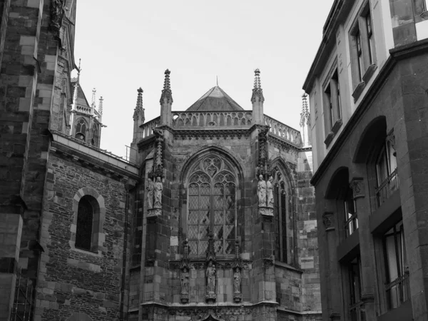 Aachener Dom à Aachen, noir et blanc — Photo