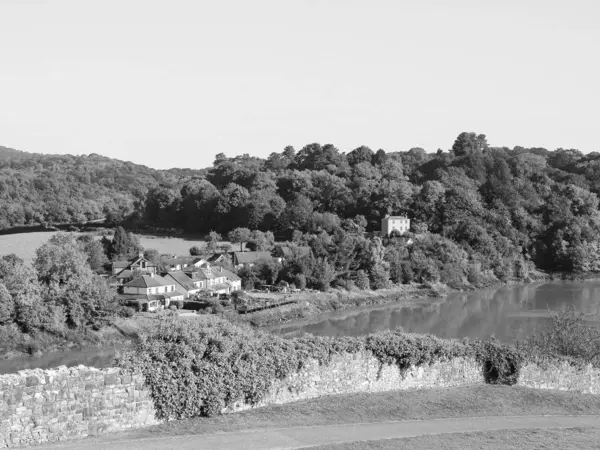 Vy över landskapet i Chepstow, svart och vitt — Stockfoto
