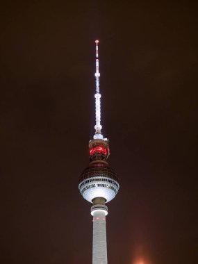 Fernsehturm (Tv Kulesi) Berlin