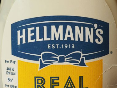 New York - Ocak 2020: Hellmann 'ın mayonez şişesi