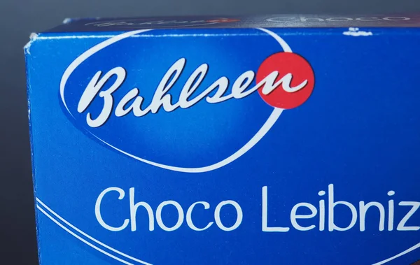 HANNOVER - JAN 2020: Paket biskuit Bahlsen choco — Stok Foto