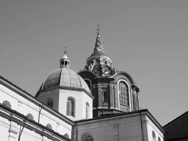 Cappella della Sindone à Turin, noir et blanc — Photo
