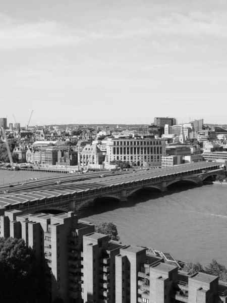 River Thames in London, schwarz und weiß — Stockfoto