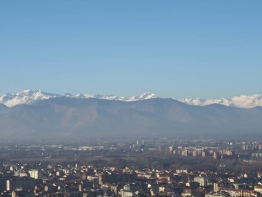Alp dağlarıyla Torino 'nun hava manzarası