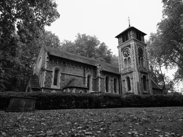 St pancras alte Kirche in london, schwarz und weiß — Stockfoto