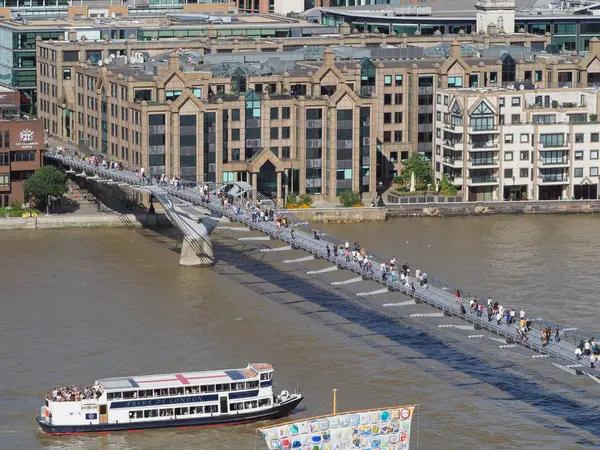Londres Royaume Uni Circa Septembre 2019 Passage Pont Millénaire Sur — Photo