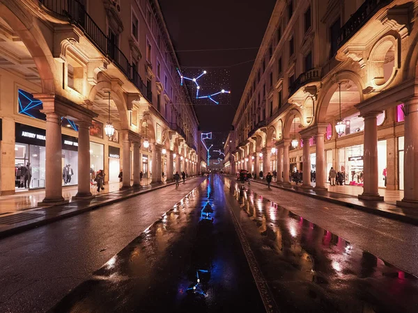 Torino Talya Aralık 2019 Roma Caddesi Üzerinden Gece Manzarası — Stok fotoğraf
