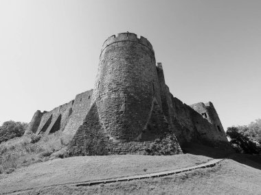 Chepstow Kalesi Harabeleri (Castell Cas-gwent in Welsh), Chepstow, Uk in black and white