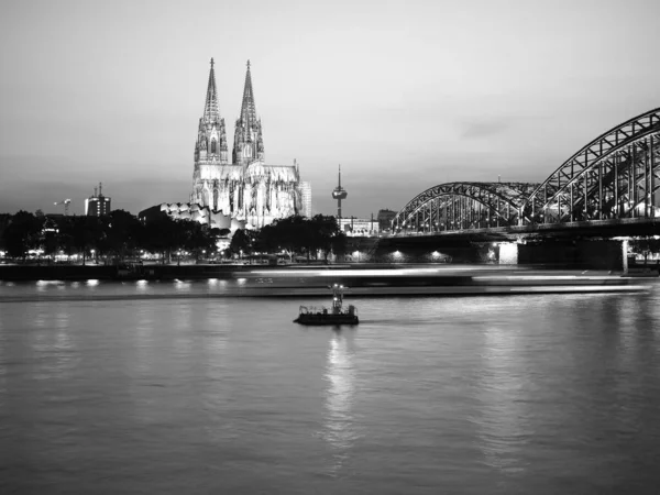 Koelner Dom Sankt Petrus Meaning Peter Cathedral Gothic Church Hohenzollernbruecke — 스톡 사진