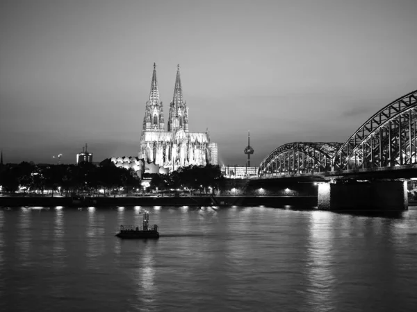 Koelner Dom Sankt Petrus Meaning Peter Cathedral Gothic Church Hohenzollernbruecke — ストック写真